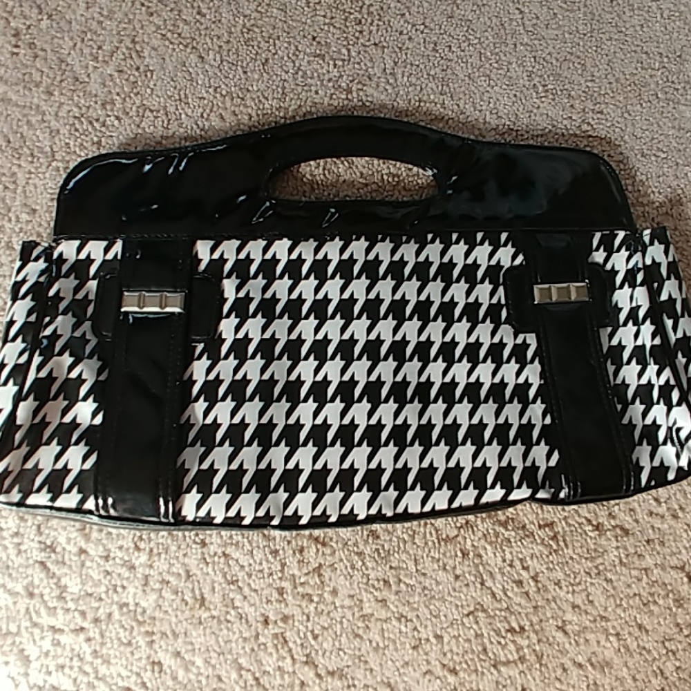 Houndstooth clutch purse